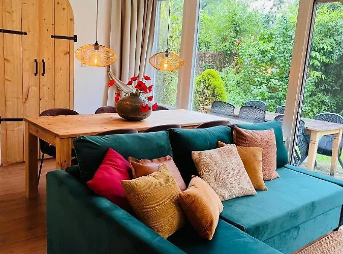 Semesterbostad Boshuisje La Casita - Near Wellness & Golf *